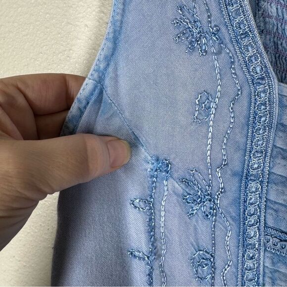 Metropolitan Tank Top Sleeveless Blue Embroidered Rayon Fairy Womens Size Medium - Picture 8 of 8